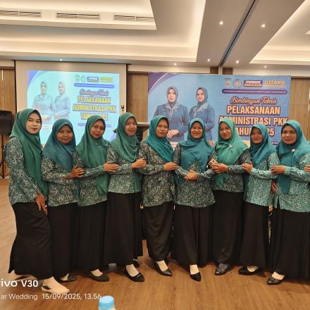 ekretaris menghadiri Bimtek Administrasi PKK bidang Sekretariatan tahun 2025 
